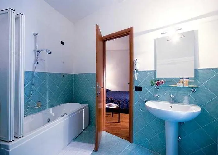 A.Rivederci Roma Luxury Rooms Peschiera del Garda